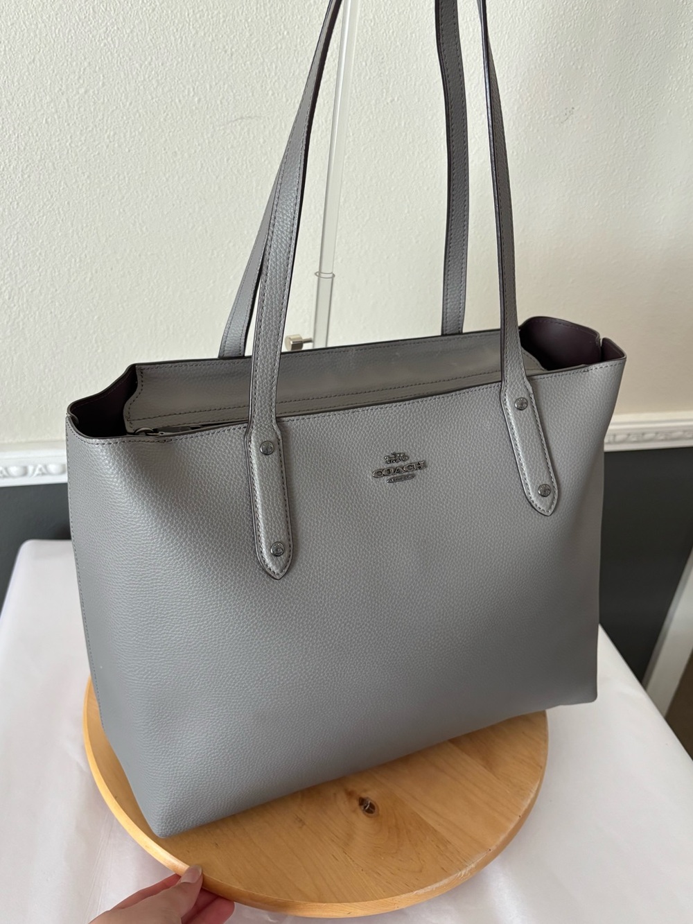 Coach City Pebbled Leather Zip Tote Bag Purse in Smokey Light Gray